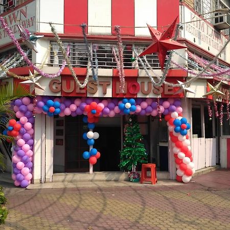 Kim Lawn Guest House Calcutta Eksteriør billede