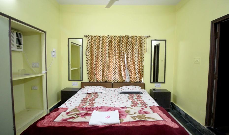 Kim Lawn Guest House Calcutta Eksteriør billede
