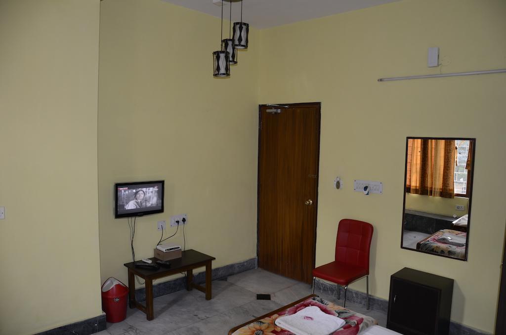 Kim Lawn Guest House Calcutta Eksteriør billede
